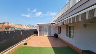 Àtic a Centre. Ático inigualable reformado con terraza y 4 habitaciones en el c