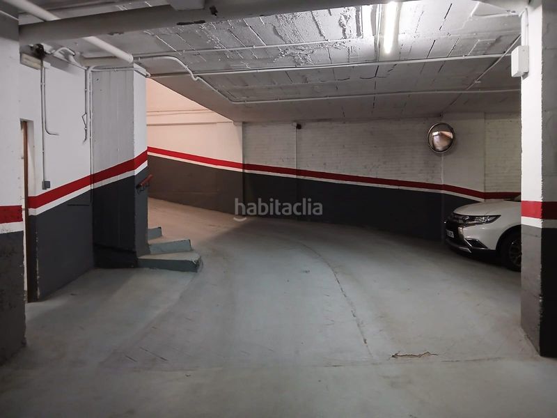 Foto 0cf8cbfd-5ea4-48c8-8846-289fc6fe1fea. Aparcament cotxe a Sants Barcelona