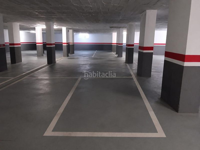 Foto a5861503-3aaf-41d7-8b13-4bddd15838e7. Aparcament cotxe a Sants Barcelona
