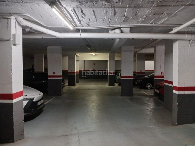 Foto bbbef1bd-fa5a-4443-838c-a6c0a4deee88. Aparcament cotxe a Sants Barcelona