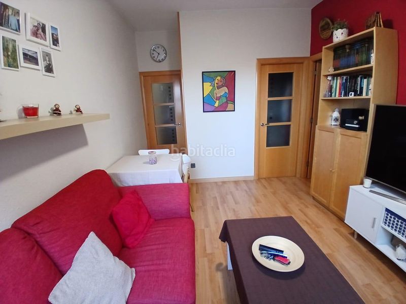 Foto efee2235-0553-4251-ae9a-6beb0fb540f8. Pis a Vilapicina - Torre Llobeta Barcelona