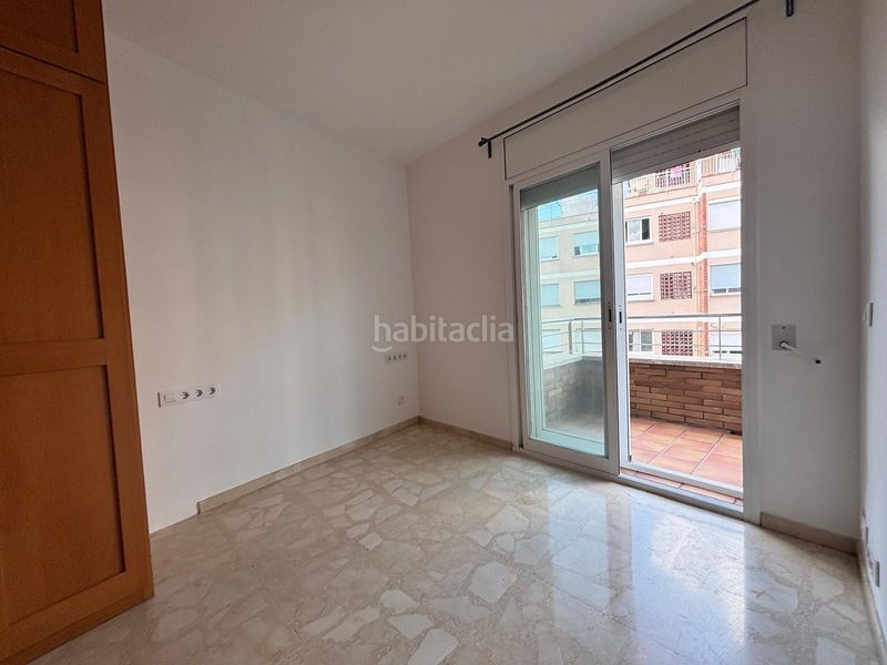 Foto 999857a8-0e5e-4f5c-9629-7d0dc2422c1a. Pis a Sants-Badal Barcelona