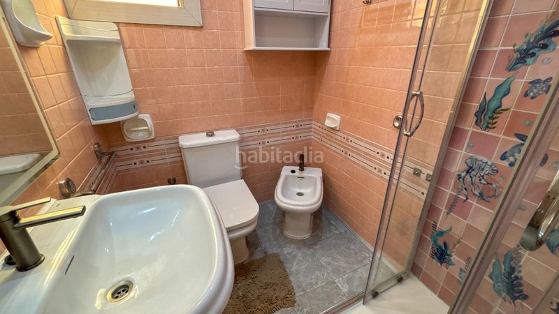 Foto 3d401082-a332-4c0f-845d-cdf1d7af5791. Pis a Sants-Badal Barcelona