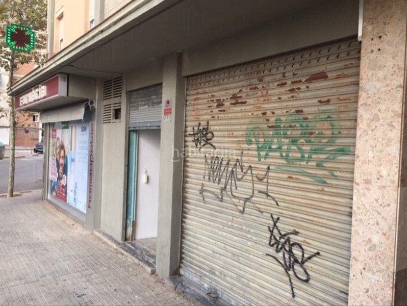 Foto cb95a5a8-287c-494b-b87a-5616dfcf18f5. Lloguer local comercial a Sant Ildefons Cornellà de Llobregat
