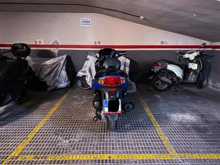 Autoparkplatz in La Torrassa. Parking
