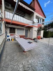 Ground floor in Cambrils Mediterrani. Planta baja con jardin y parking en l'ardiaca ( cambrils)
