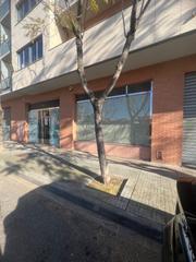 Local commercial à Ponent. Se vende local con centro de estetica montado