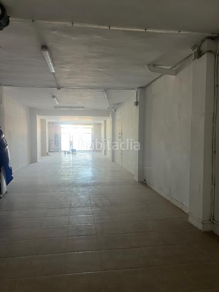 Foto 7bb163d1-d99e-41cf-8557-5d2be6b709e1. Local comercial local en venta en avinguda paisos catalane en Reus