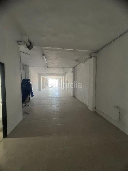 Foto f3b5900b-32fe-4397-8c42-815f1f5b0ba2. Local comercial local en venta en avinguda paisos catalane en Reus