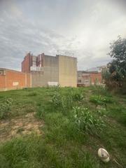 Terreno residencial  Camí del recreo. Solar urbano de 1300 metros techo en riudons