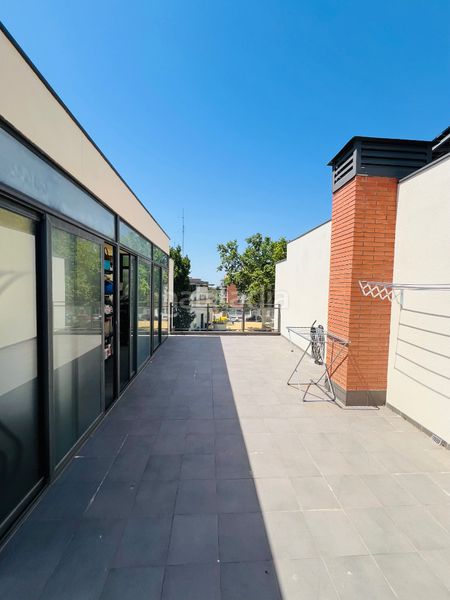 Foto 4693ba37-f949-48a9-a242-6244687b725b. Casa adossada amb calefacció aparcament piscina a Reus