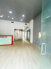 Geschäftsraum in Carrer de la verge de la pineda 2. Excelente local en pleno corazón de vila-seca