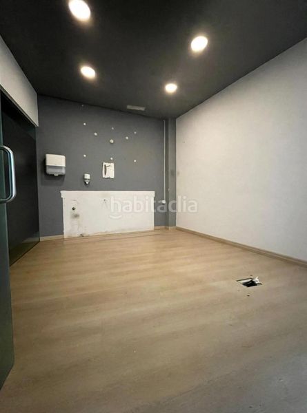 Foto 5ba8c6c3-3edf-40b9-8cb0-287c9a9b4ddb. Local comercial en carrer de la verge de la pineda 2 excelente local en pleno corazón en Vila-seca