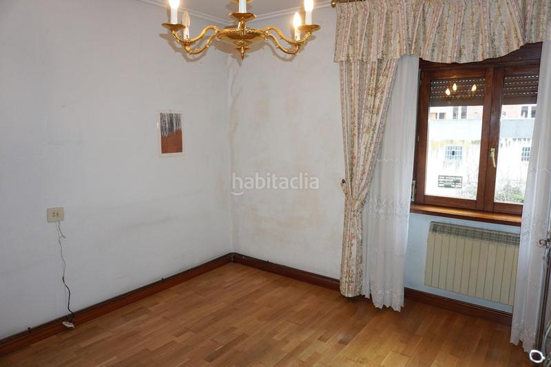 Foto 0359ee27-b7ed-449d-82cb-851e48100f99. Casa adossada amb calefacció a Judimendi Vitoria - Gasteiz