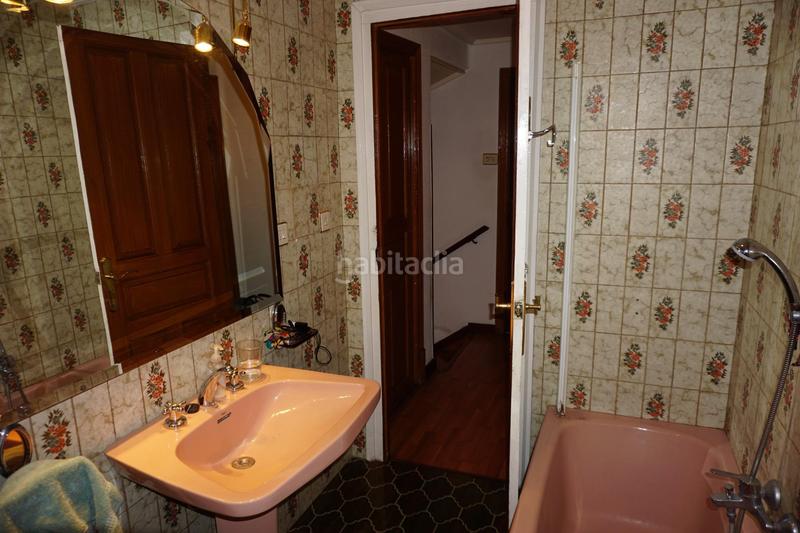 Foto da5d91de-6eac-4fbf-b498-dedb9f4d011b. Casa adossada amb calefacció a Judimendi Vitoria - Gasteiz