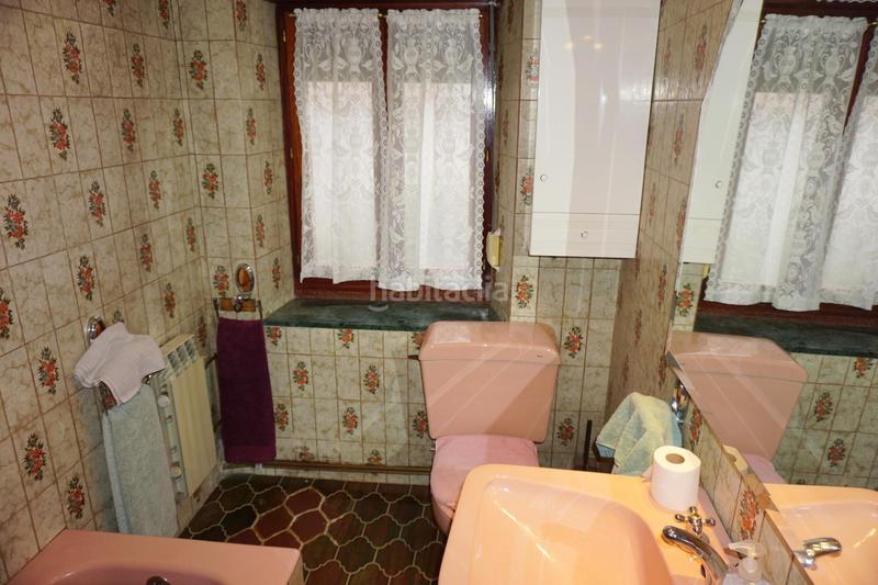 Foto e335bde7-2f72-458e-ad1f-5eadb5baa759. Casa adossada amb calefacció a Judimendi Vitoria - Gasteiz