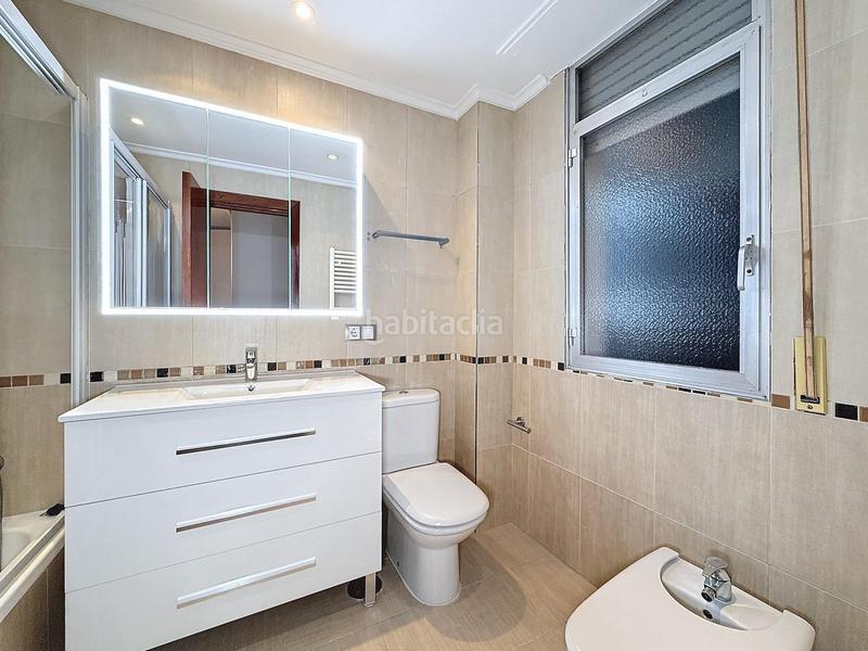 Foto 53352c72-130d-46e1-a2d7-d312d2bbfd70. Pis amb calefacció a Ensanche Vitoria - Gasteiz