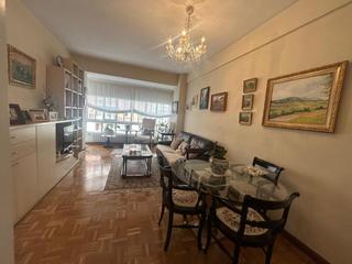 Etagenwohnung  Calle adriano vi. Bonito piso en la calle adriano  vi.  para entrar a vivir.