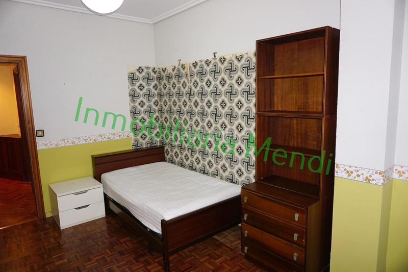 Foto 7f388abc-57bd-43f2-9208-b7e4230d4d9c. Flat with heating parking in El Pilar Vitoria - Gasteiz