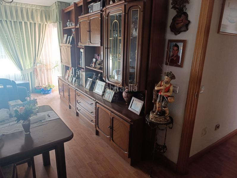 Foto d4c22143-a31b-49d3-87fa-367e5f8f7213. Flat with heating in Pinar del Rey Madrid