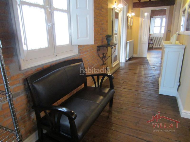 Foto 3b6416a2-d991-4807-9770-932de65a4900. Àtic amb aparcament a Centro Laredo