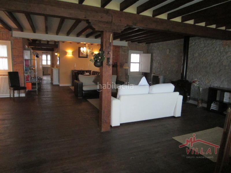 Foto d6db9ffa-90c8-407b-8443-9e758d80ef58. Àtic amb aparcament a Centro Laredo