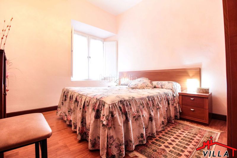 Foto 4400d222-8165-4d37-8fff-851ea7ed15c5. Casa amb aparcament a Colindres