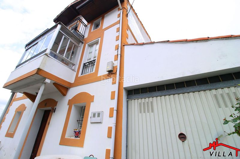 Foto ac07967e-0f96-41f2-a843-527c272008e9. Casa amb aparcament a Colindres