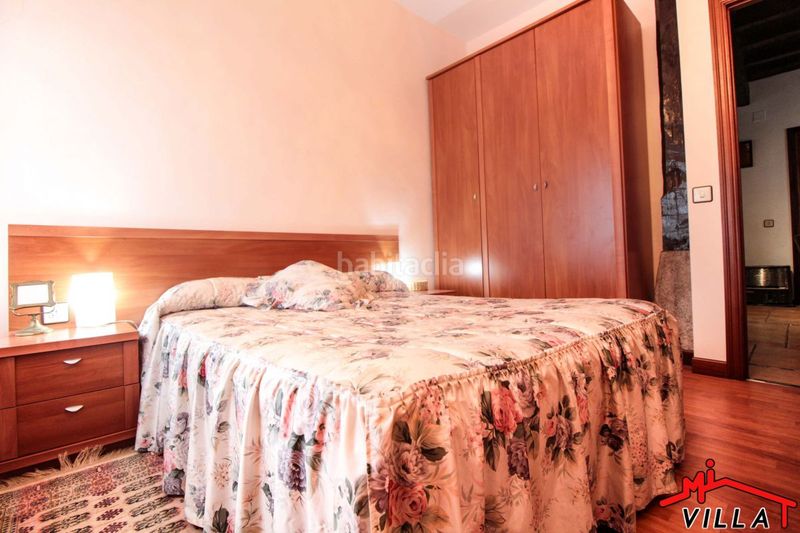 Foto d744595e-19c9-427b-9778-98d5b5853b2d. Casa amb aparcament a Colindres
