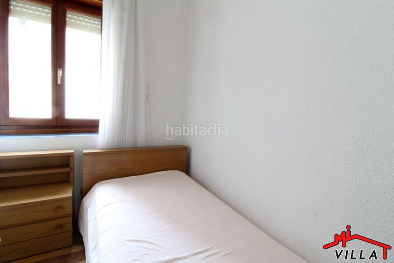 Foto 4111b60c-4b5d-4b04-a2df-299cfe1428fa. Casa  en venta en Centro, 4 dormitorios. en Centro Laredo