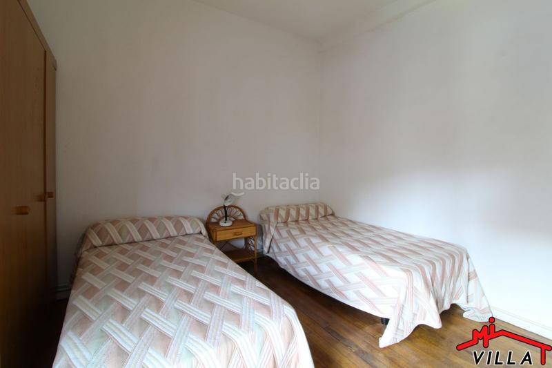 Foto 4303af6d-1dd3-40cd-87b9-5f1947dad2e9. Casa  en venta en Centro, 4 dormitorios. en Centro Laredo