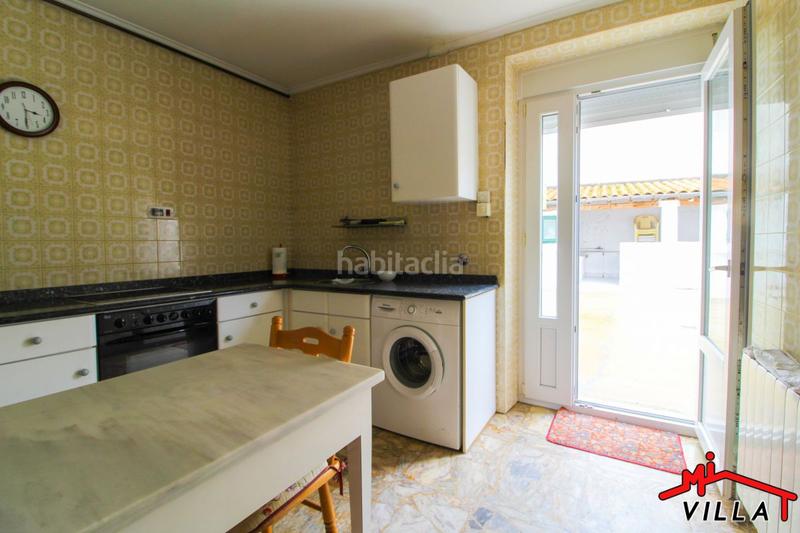 Foto 4807ad0e-b28a-4b23-aff6-552c8ac0116d. Casa  en venta en Centro, 4 dormitorios. en Centro Laredo