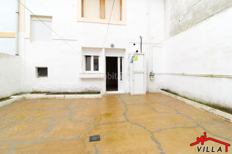 Foto addf882f-2ecb-415d-8f52-2921255b8460. Casa  en venta en Centro, 4 dormitorios. en Centro Laredo