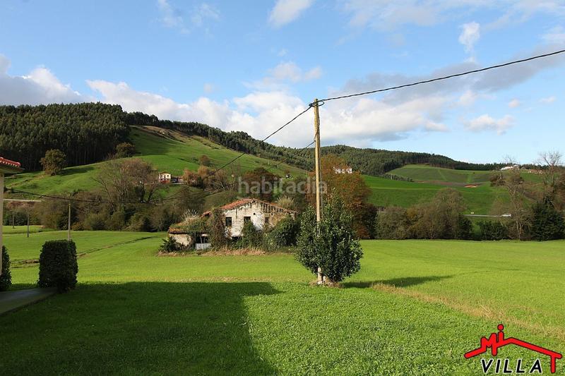 Foto 01d5f780-4ac1-4ee3-8b31-390d92eb19d0. Casa  con finca en venta en pueblo, 3 dormitorios. en Meruelo