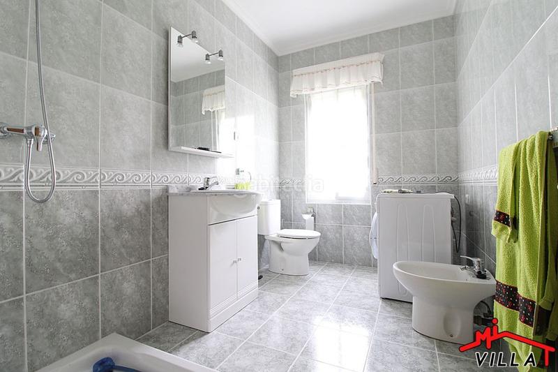 Foto c5220567-171f-4748-9e14-90c35db40f91. Casa  con finca en venta en pueblo, 3 dormitorios. en Meruelo