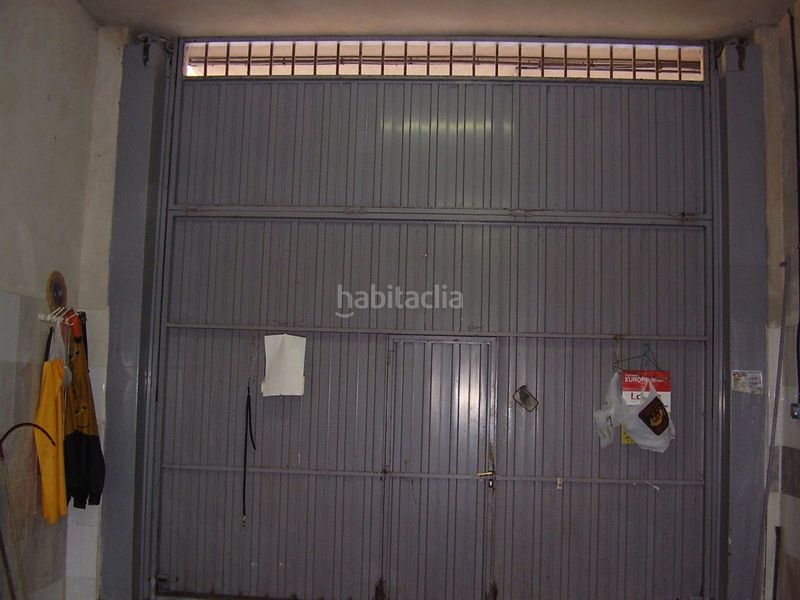 Foto 62ef335e-d365-454a-b295-99fe8e90c896. Local comercial a Centro Laredo