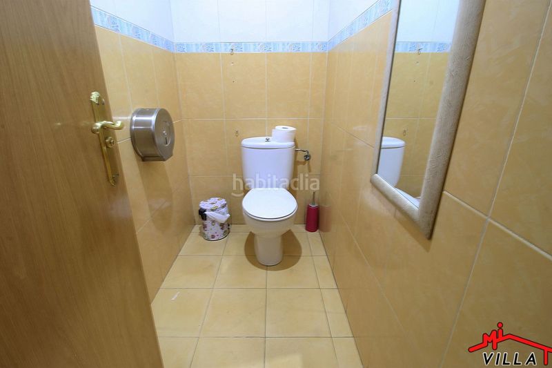 Foto d9ae1cc6-b313-4b52-864b-c5ad45c8e6b6. Local comercial a Colindres