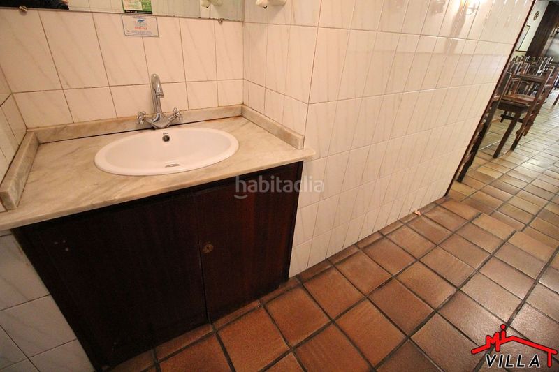Foto 16a61a9d-59f9-4070-8b68-58ff254b94d3. Local comercial a Colindres