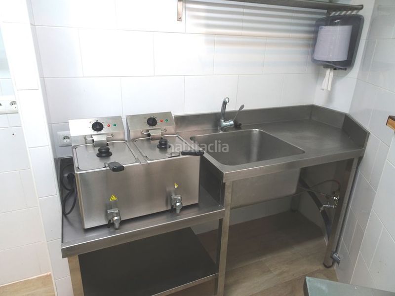 Foto 6fcc8fcf-7a24-473a-810e-27fb058d2399. Local comercial a Centro Laredo