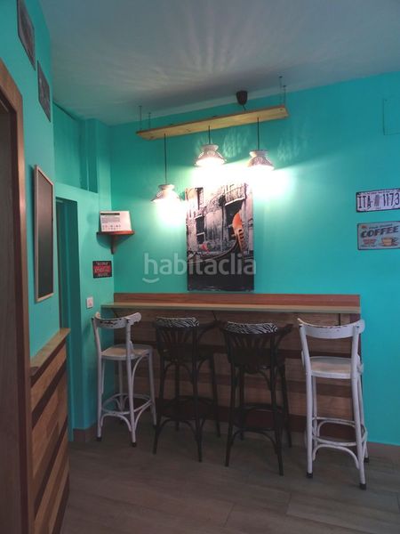 Foto ca3d0cc7-a780-4c8a-b818-8f61095a7c42. Local comercial a Centro Laredo