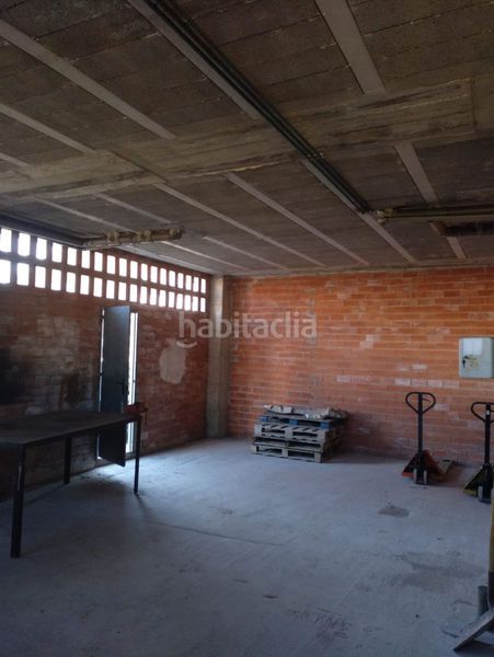 Foto c233b049-ba48-4614-85aa-3b99b9b79be2. Local comercial a Colindres