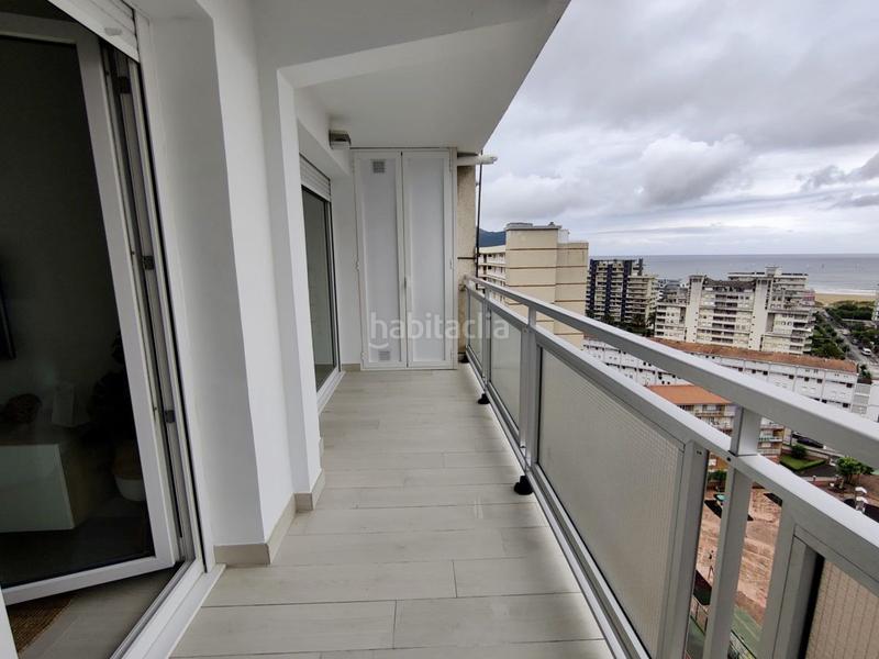 Foto b3101c2e-1ef7-49e5-a24b-7b5d87689ec0. Rent flat with heating in Zona Playa Laredo