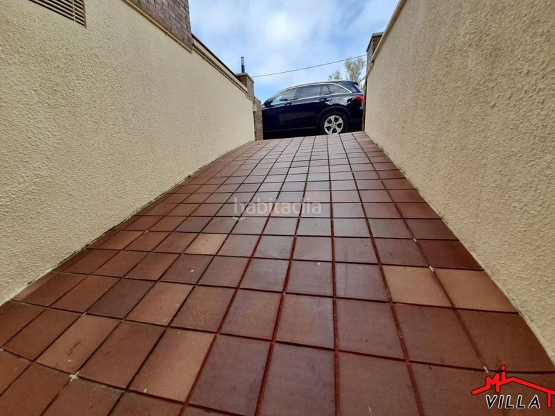 Foto 0eb81c51-61c3-4bca-9169-dbaa872a5889. Casa adosada adosado en venta , 5 dormitorios. en Santoña