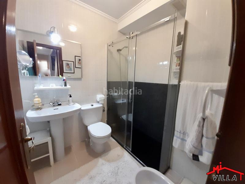 Foto 1537a755-fd48-4608-a697-25fe54418962. Casa adosada adosado en venta , 5 dormitorios. en Santoña