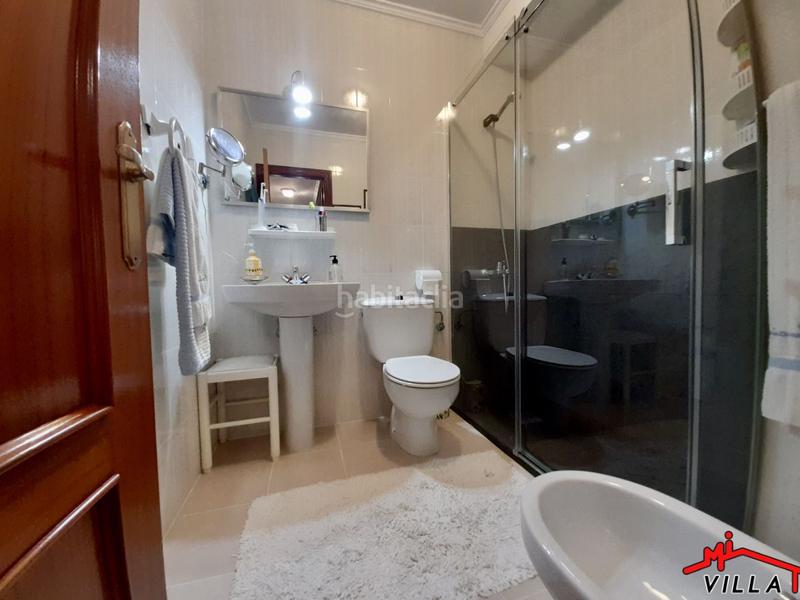 Foto 1c1fd1c8-27fe-44c7-892f-83a0e528e29e. Casa adosada adosado en venta , 5 dormitorios. en Santoña