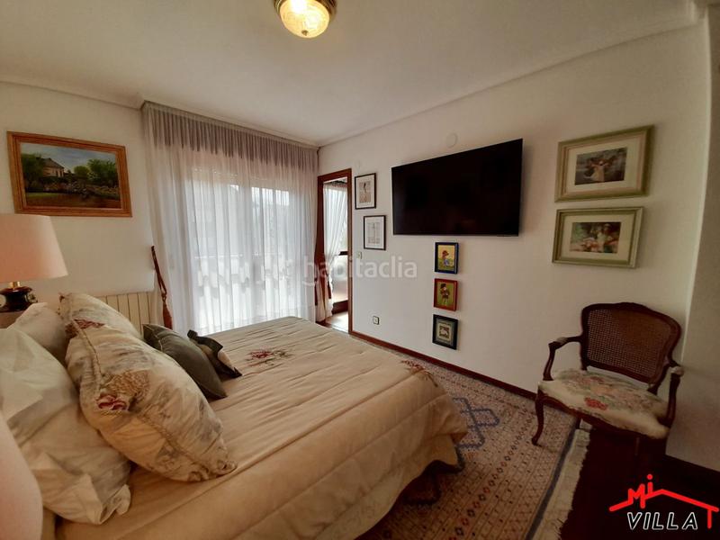 Foto 507c5f17-5bc9-44d0-b0f0-17ac43a7614d. Casa adosada adosado en venta , 5 dormitorios. en Santoña