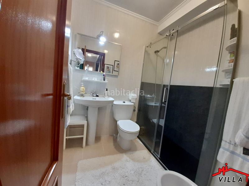 Foto 547e8749-a9ca-4787-a2e9-dcb07411ffbf. Casa adosada adosado en venta , 5 dormitorios. en Santoña