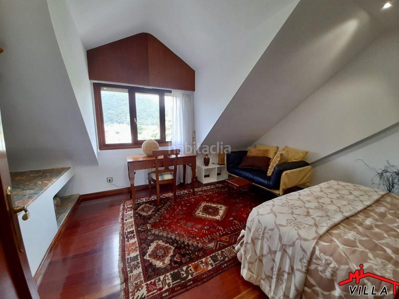 Foto 7c6fae45-0b6c-494d-b36c-e4475dc69015. Casa adosada adosado en venta , 5 dormitorios. en Santoña