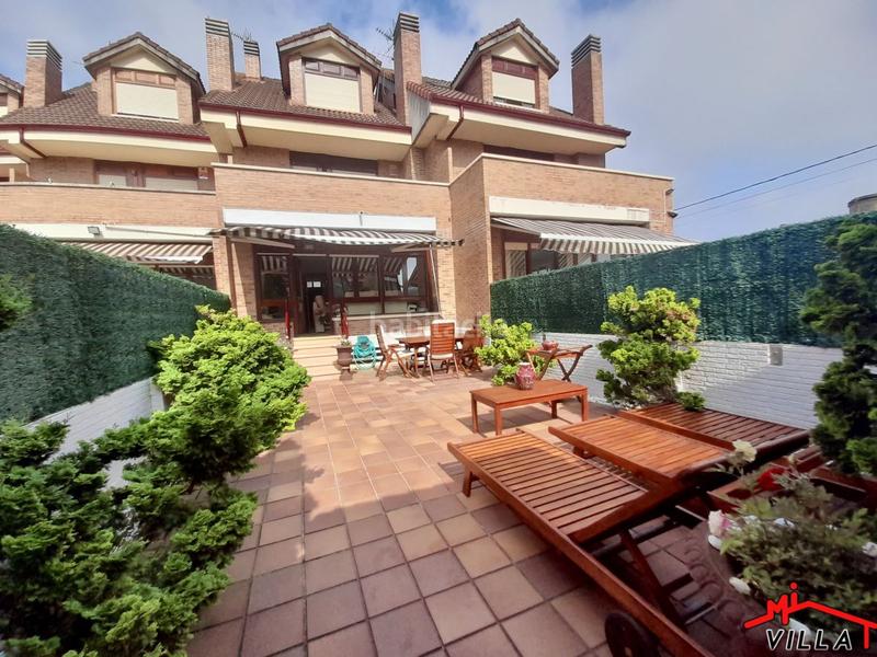 Foto 8e234adf-5148-4f82-ba62-aff9cf808012. Casa adosada adosado en venta , 5 dormitorios. en Santoña