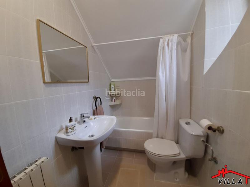 Foto 9e1dd288-616d-4c4e-9371-d46841abd722. Casa adosada adosado en venta , 5 dormitorios. en Santoña
